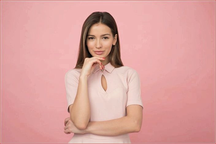 статусы, девушек, смыслом, фраз