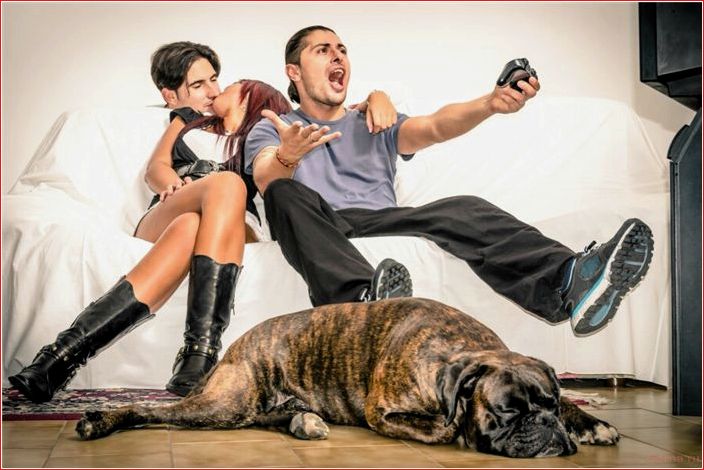 изменил, однажды, непременно, сделает, снова