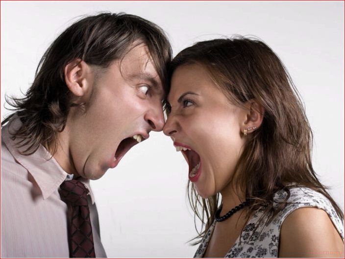 мужчина, придирается, мелочам